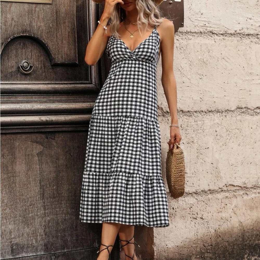 Classic Gingham Print Deep V neck Tired Cami Dress - Picture 5 of 6